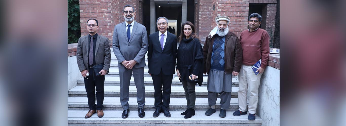 Indonesian Ambassador Visits LUMS to Discuss Avenues of Collaboration